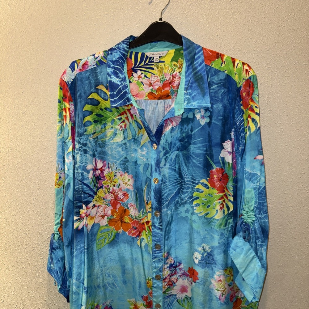 John Mark Shirt Top Women 2X Island Dreaming Floral Print Colorful Blue Boho NEW - Picture 2 of 10